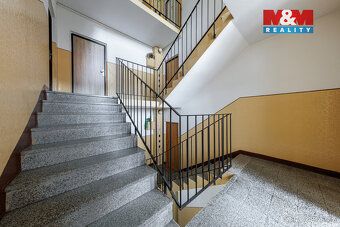 Nabízím Vám ke koupi byt o dispozici 1+kk a užitné ploše 21 