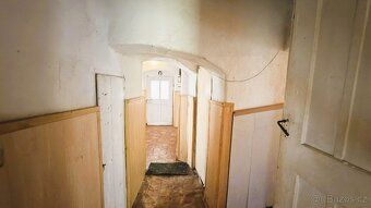Nabízíme k prodeji v exkluzivním zastoupení rodinný dům o di