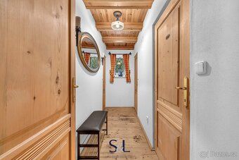 Ev.č. 01518 Celoroční pronájem stylové chalupy 4+kk s krytým