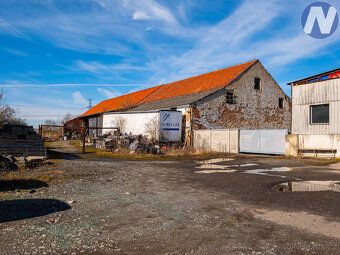 Nabízíme Vám k prodeji stodolu o ploše cca 500m2 (stodola se