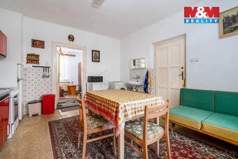 Nabízíme k prodeji třípokojový rodinný dům o ploše 150m2 + 7