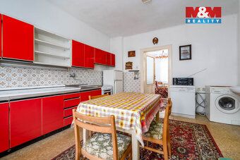 Nabízíme k prodeji třípokojový rodinný dům o ploše 150m2 + 7