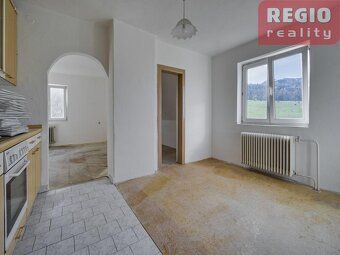Nabízíme k prodeji rodinný dům s terasou a zděnou garáží s p