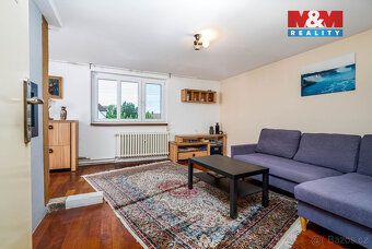 Rodinný dům v centru Hostivice je ideální volbou pro vícegen