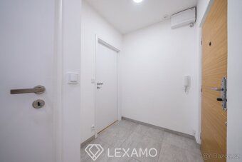Ev.č. 00318 Nabízíme Vám k dlouhodobému pronájmu byt 1+kk v 