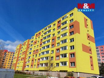 Nabízíme k prodeji prostorný byt 4+1 o užitné ploše 81 m² v 