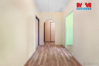 SLEVA!!! Nabízíme k prodeji prostorný družstevní byt 3+1 o u