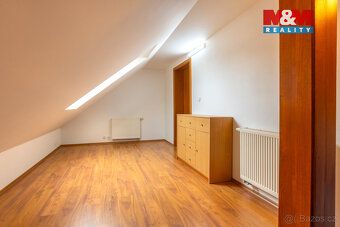 Nabízím k prodeji výjimečnou a rozsáhlou nemovitost nacházej