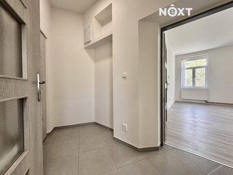 Nabízíme k dlouhodobému pronájmu světlý byt po rekonstrukci 