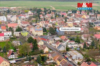 Klidná a vyhledávaná lokalita, bydlení nedaleko přírody, spo