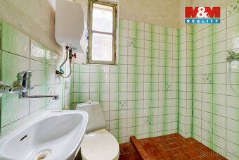Nabízíme k prodeji rodinný dům(pravá polovina dvojdomu), kte