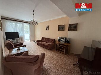Nabízíme k okamžitému pronájmu byt 3+1 s balkónem. Byt se na