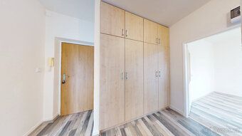 Nabízím k podnájmu byt o dispozici 2+1 a výměře 55 m², nachá