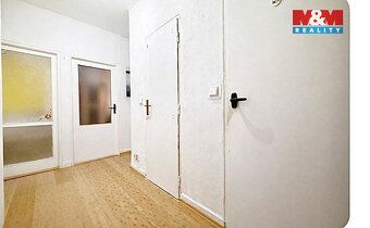 Nabízíme k prodeji družstevní byt s převodem do osobního vla