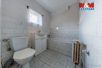 Nabízím k prodeji rodinný dům v obci Horní Blatná, která se 