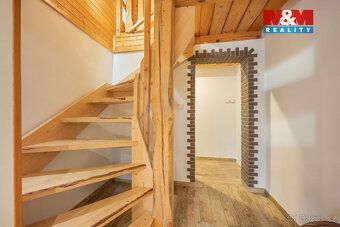 Nabízíme k prodeji novostavbu rodinného domu o užitné ploše 
