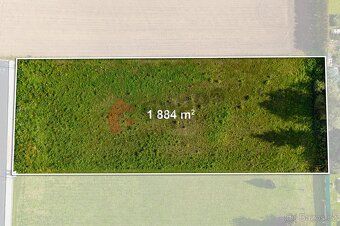 Nabízíme k prodeji stavební pozemek o výměře 1884 m2 v obci 