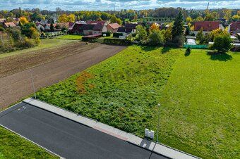 Nabízíme k prodeji stavební pozemek o výměře 1884 m2 v obci 