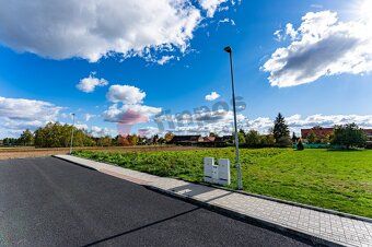 Nabízíme k prodeji stavební pozemek o výměře 1884 m2 v obci 