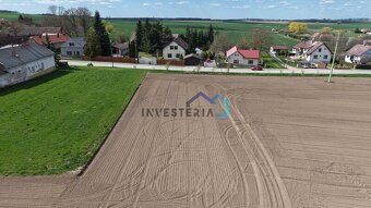 Exkluzivní prodej stavebního pozemku – Rosnice (Všestary), o