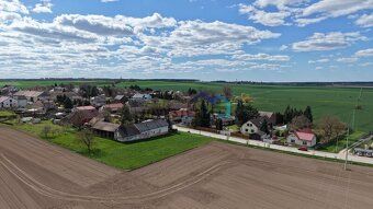 Exkluzivní prodej stavebního pozemku – Rosnice (Všestary), o