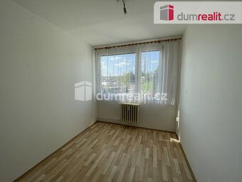 +popl. 4800, poplatky nastaveny pro jednu osobu, elektřinu a
