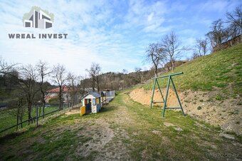 Nabízíme k pronájmu samostatně stojící rodinný dům o dispozi