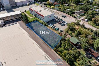 K prodeji nabízíme stavební pozemek o celkové výměře 586m2 v