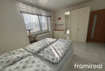 Ev.č. 02091 Nabízíme k prodeji dvougenerační podsklepený rod
