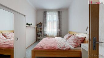 , Nabízíme Vám ke koupi prostorný a slunný byt o dispozici 4