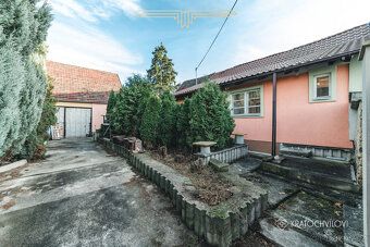 Tento útulný rodinný dům v Klenovicích nabízí skvělou přílež