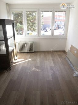 Nabízíme Vám k pronájmu moderní byt o dispozici 3+1 ve 2. na