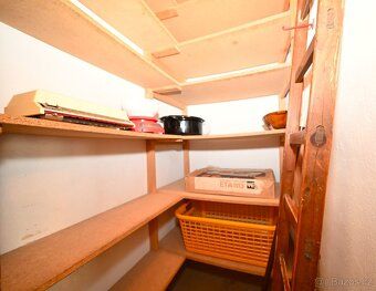 Pronájem slunného bytu 3+1 o 64 m2 v malebné obci Domanín u 