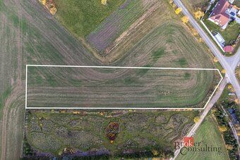 Prodej, pozemky/bydlení, 5113 m2, Tmaň, Beroun [ID 77990]
Na