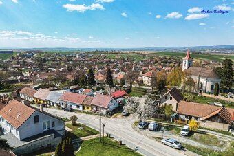 Ev.č. 00068 Ano, tento dům vyžaduje kompletní rekonstrukci. 