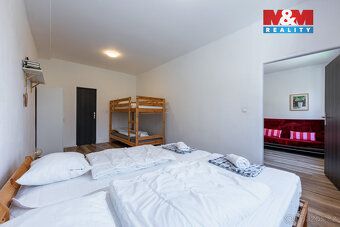 Nabízíme k prodeji prostorný rodinný dům v Krušných horách v