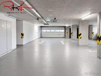 Nabízíme Vám byt o dispozici 2+kk, který se nachází ve 2.np 