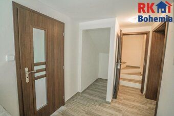 DŮM U RYBNÍKA LUXUS, KLID A DOTYK PŘÍRODY Chotýšany, část Mě