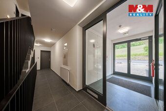Nabízíme kompletně zařízený apartmán v exkluzivním resortu Č
