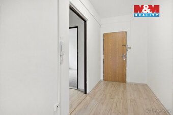 Nabízíme k pronájmu zrekonstruovaný byt 2+1 o užitné ploše 5