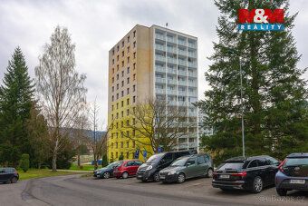 Nabízíme k pronájmu zrekonstruovaný byt 2+1 o užitné ploše 5