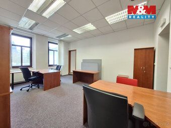 Pronájem prostorných kancelářských prostor 220 m² v centru C