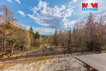 Nabízíme k prodeji rodinný dům o užitné ploše 160 m² v obci 