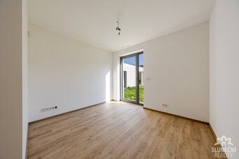 Naše společnost Vám nabízí k prodeji moderní novostavbu nads