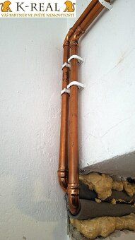 Prodáme rodinný dům 4+1 se stodolou, s průjezdem ze silnice 