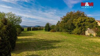 Exkluzivně nabízíme připravený projekt 4 rodinných domů (2 d