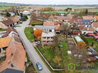 Ev.č. 01094 V exkluzivní nabídce je dvoupatrový rodinný dům 