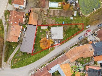 Ev.č. 01094 V exkluzivní nabídce je dvoupatrový rodinný dům 