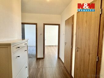 Nabízíme k pronájmu byt o dispozici 3+kk ve velmi klidné a o