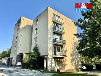 Nabízíme k pronájmu byt o dispozici 3+kk ve velmi klidné a o